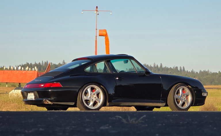 Porsche 993 Carrera 4S