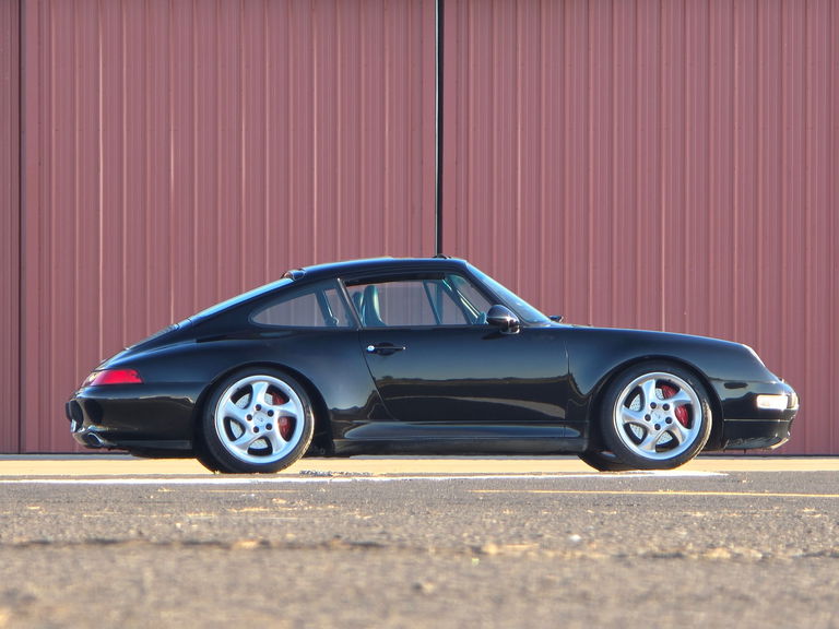 Porsche 993 Carrera 4S