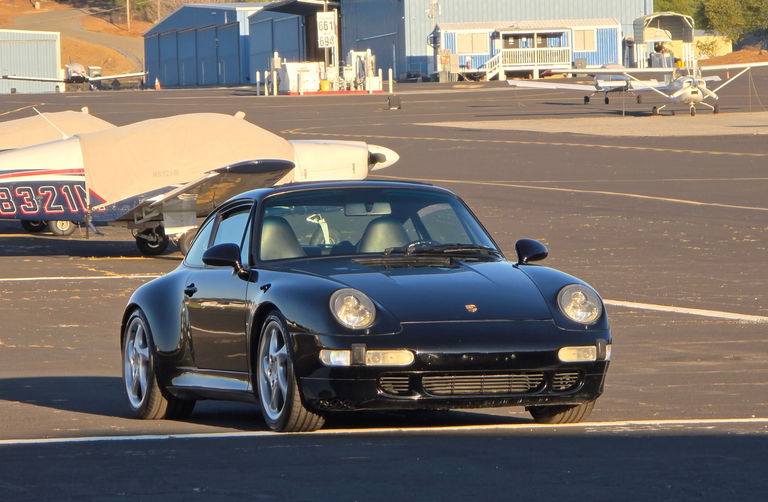 Porsche 993 Carrera 4S