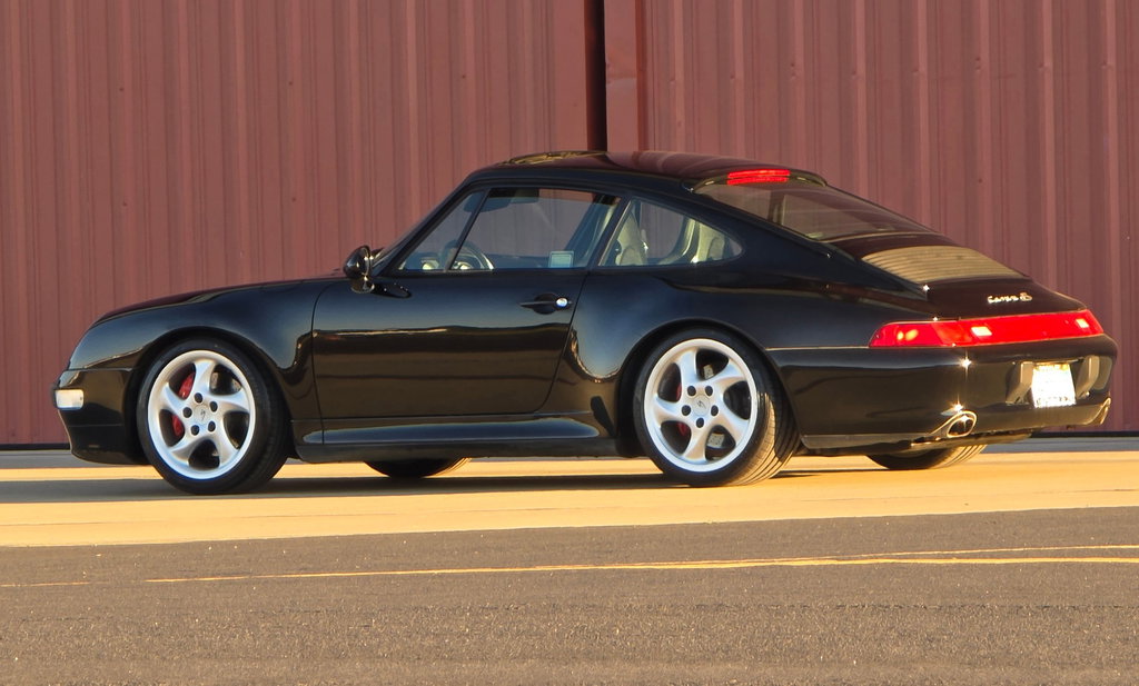 Porsche 993 Carrera 4S