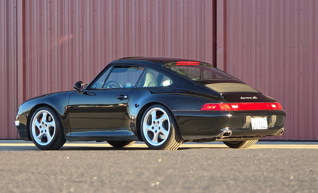 Porsche 993 Carrera 4S