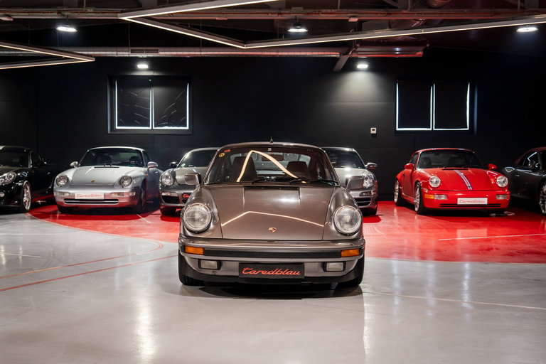 Porsche 911 Carrera 3.2