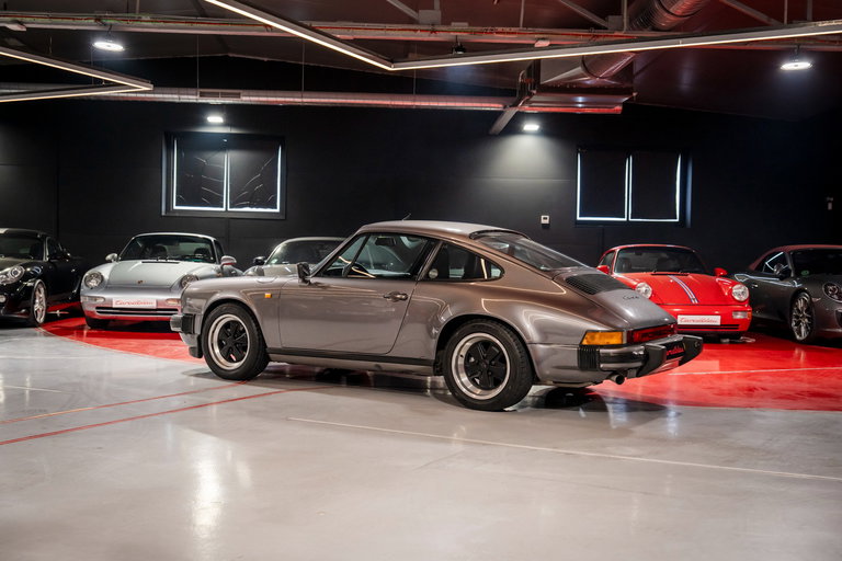 Porsche 911 Carrera 3.2