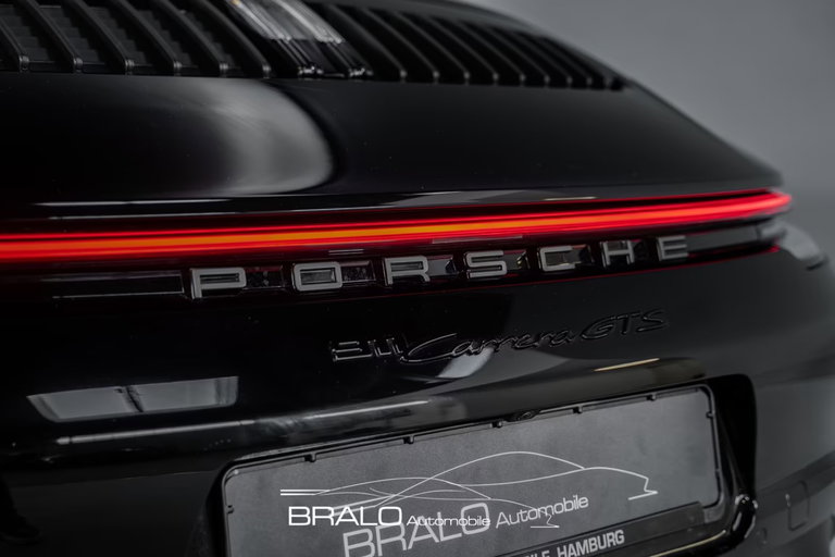 Porsche 992 Carrera GTS