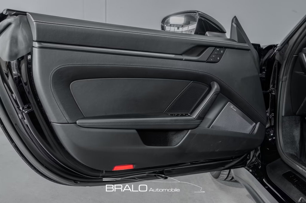 Porsche 992 Carrera GTS