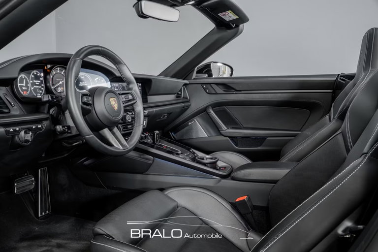 Porsche 992 Carrera GTS