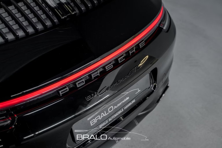 Porsche 992 Carrera GTS
