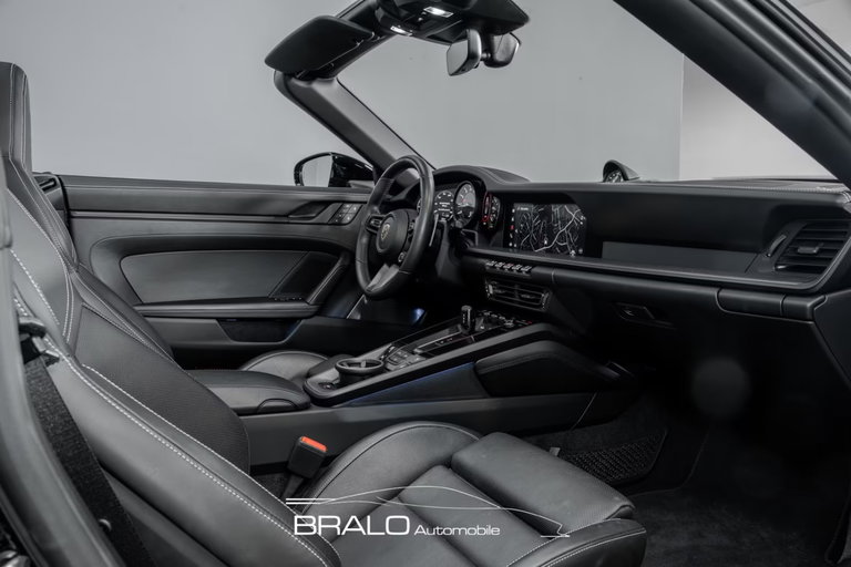 Porsche 992 Carrera GTS