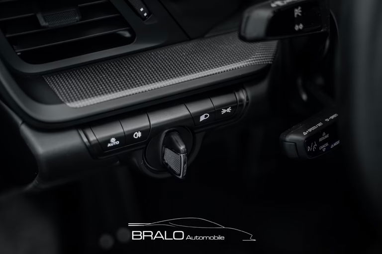 Porsche 992 Carrera GTS