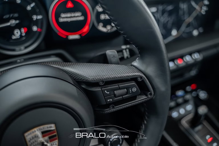 Porsche 992 Carrera GTS