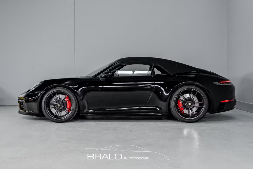 Porsche 992 Carrera GTS