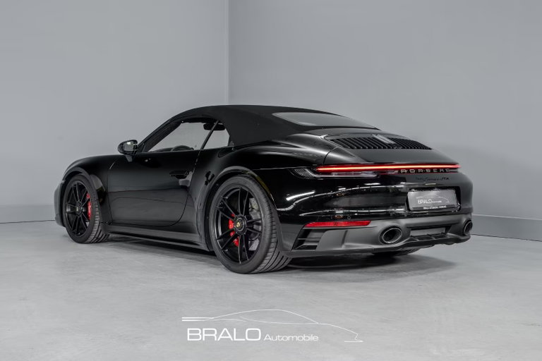 Porsche 992 Carrera GTS
