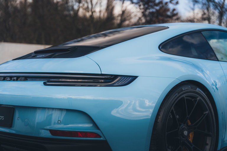 Porsche 992 GT3 Touring