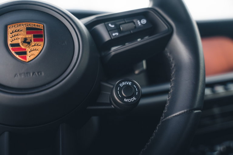 Porsche 992 GT3 Touring