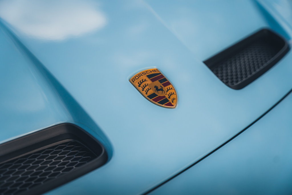 Porsche 992 GT3 Touring