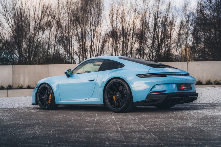 Porsche 992 GT3 Touring