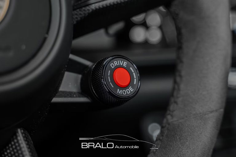 Porsche 992.2 Carrera 4 GTS