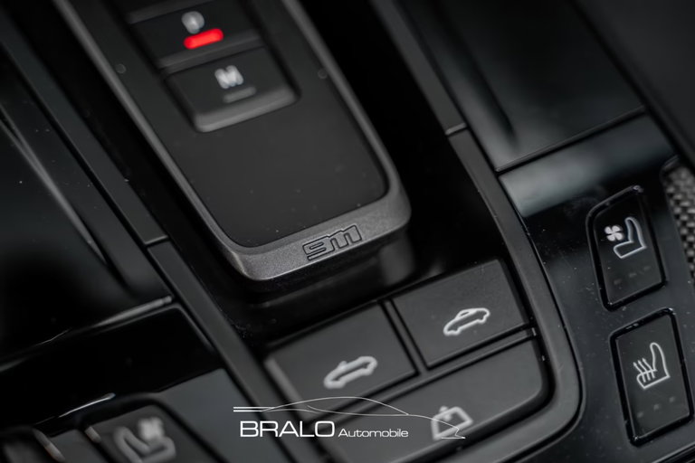 Porsche 992.2 Carrera 4 GTS