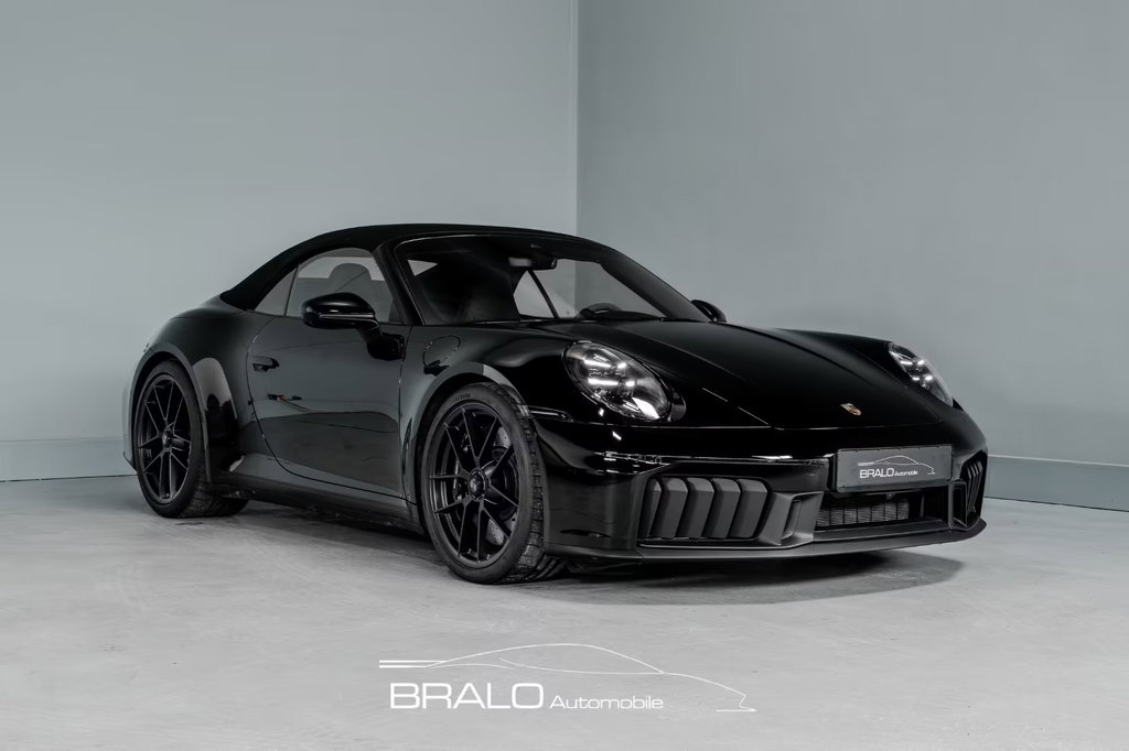 Porsche 992.2 Carrera 4 GTS