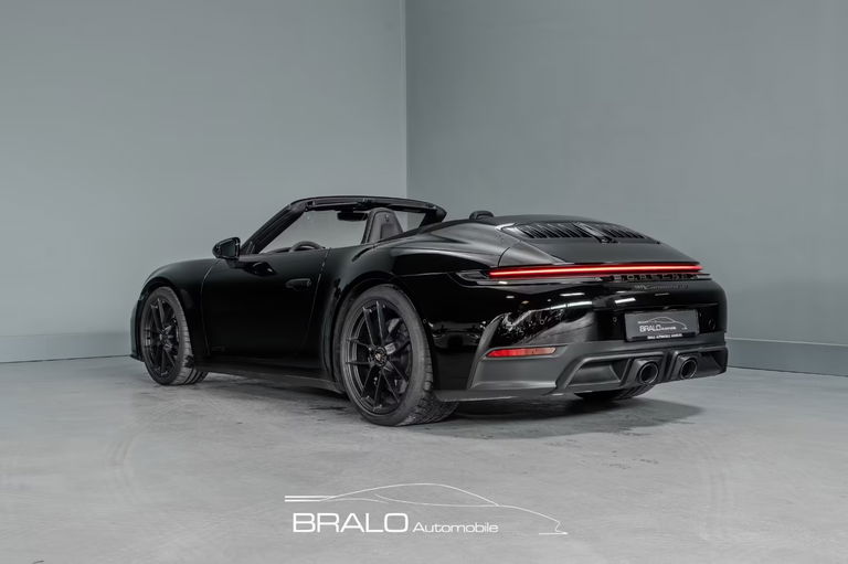 Porsche 992.2 Carrera 4 GTS