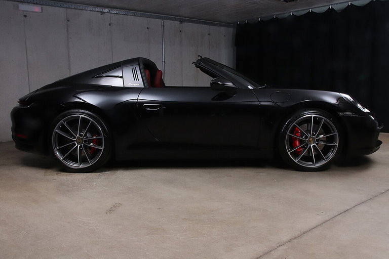 Porsche 992 Targa 4S