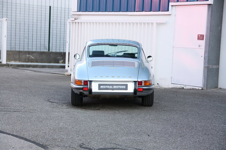 Porsche 911 E