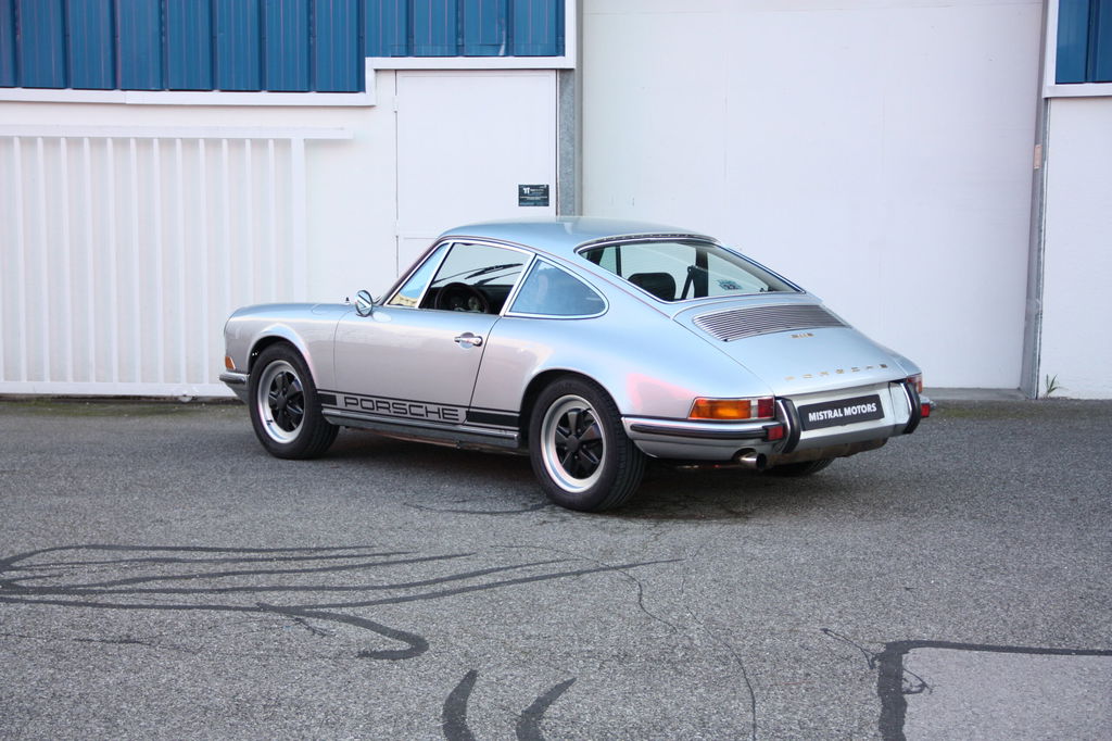 Porsche 911 E
