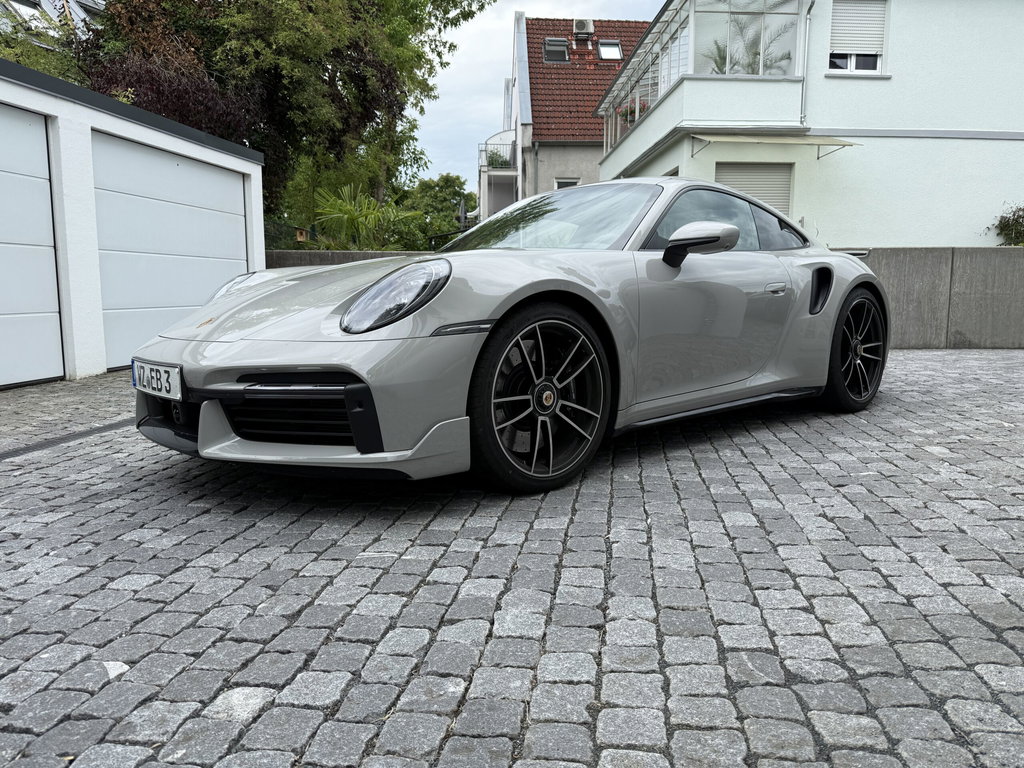 Porsche 992 Turbo