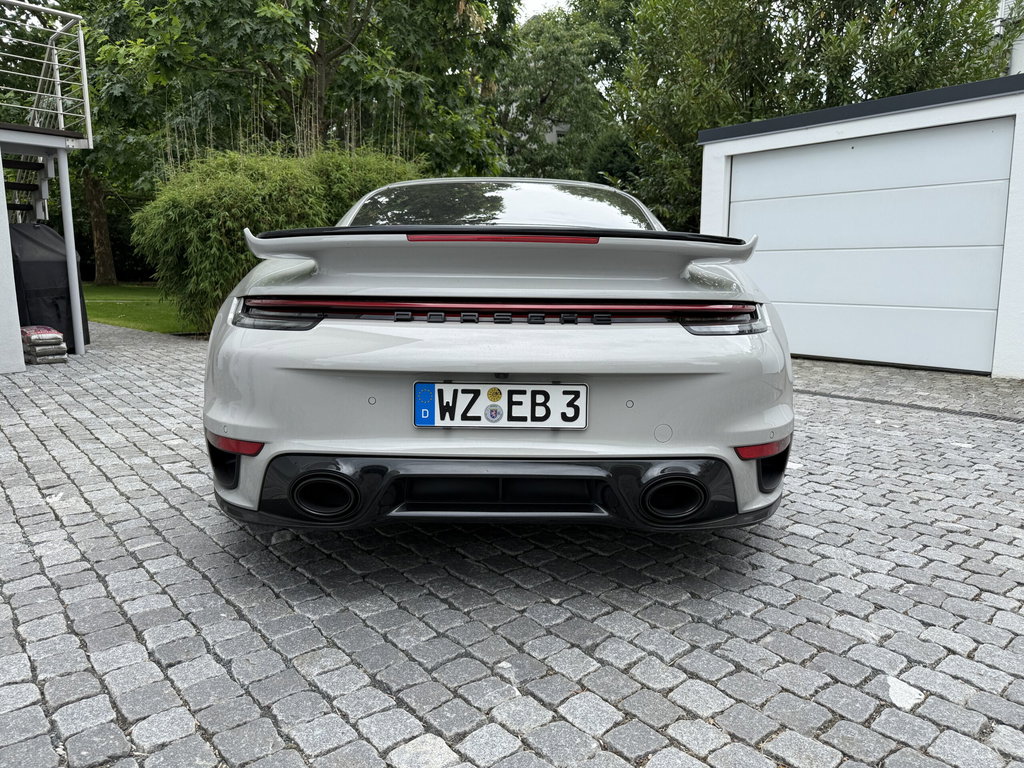 Porsche 992 Turbo