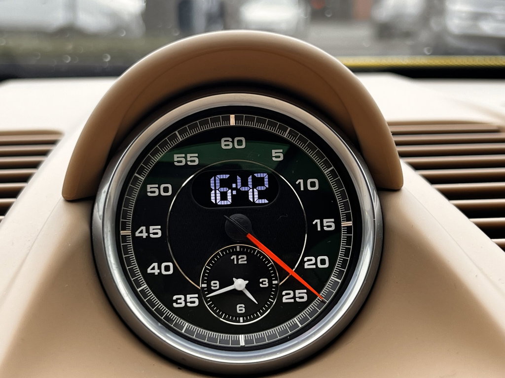 Porsche 991 Carrera GTS