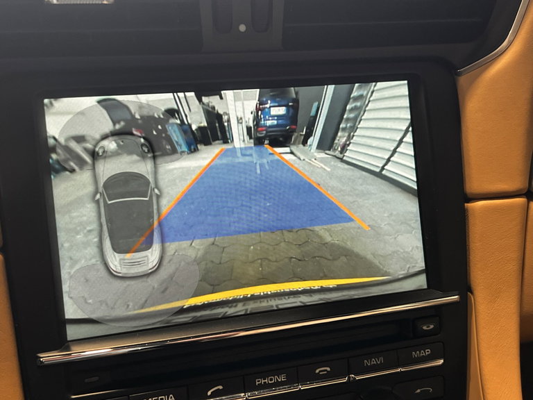 Porsche 991 Carrera GTS