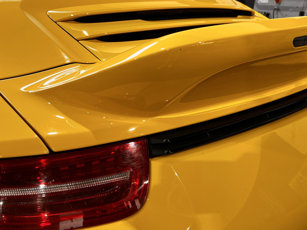 Porsche 991 Carrera GTS