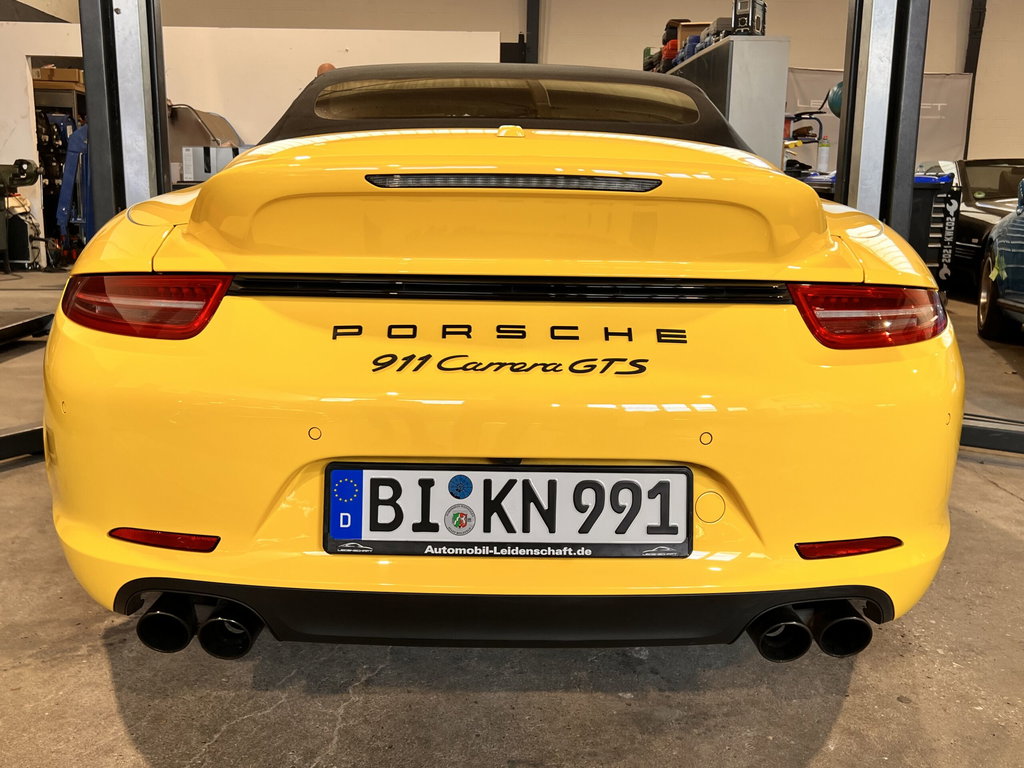 Porsche 991 Carrera GTS