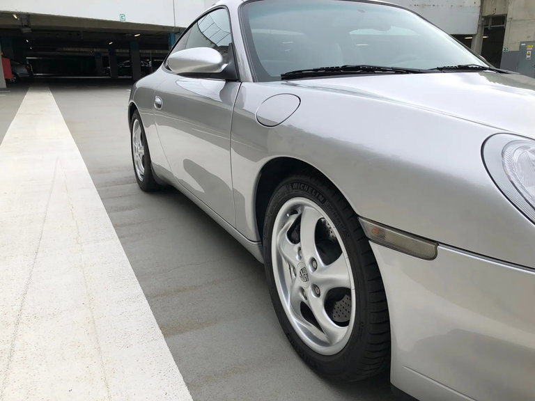 Porsche 996 Carrera