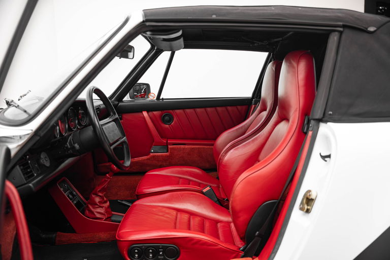 Porsche 911 Turbo 3.3