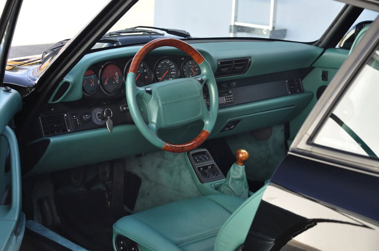 Porsche 964 Carrera 4