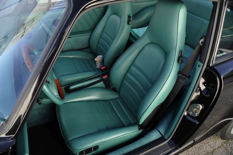 Porsche 964 Carrera 4