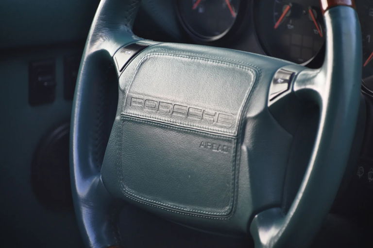 Porsche 964 Carrera 4