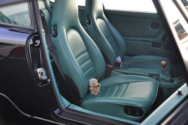 Porsche 964 Carrera 4