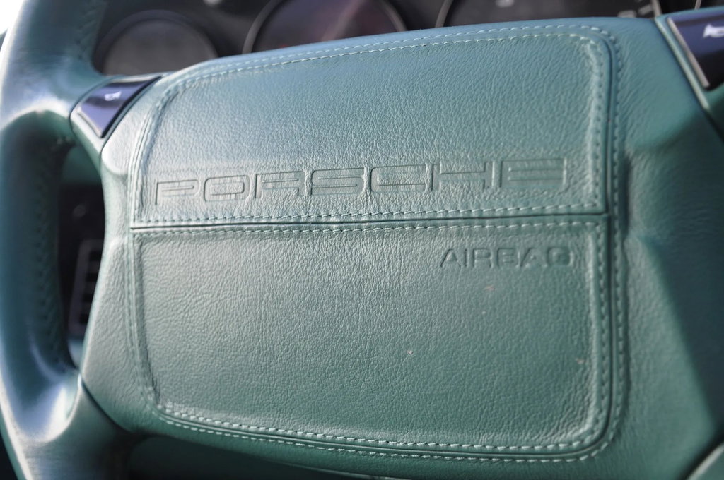 Porsche 964 Carrera 4