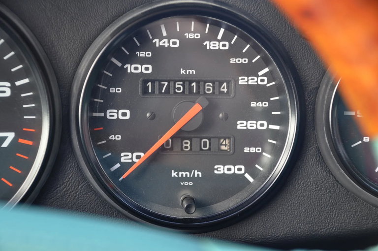 Porsche 964 Carrera 4