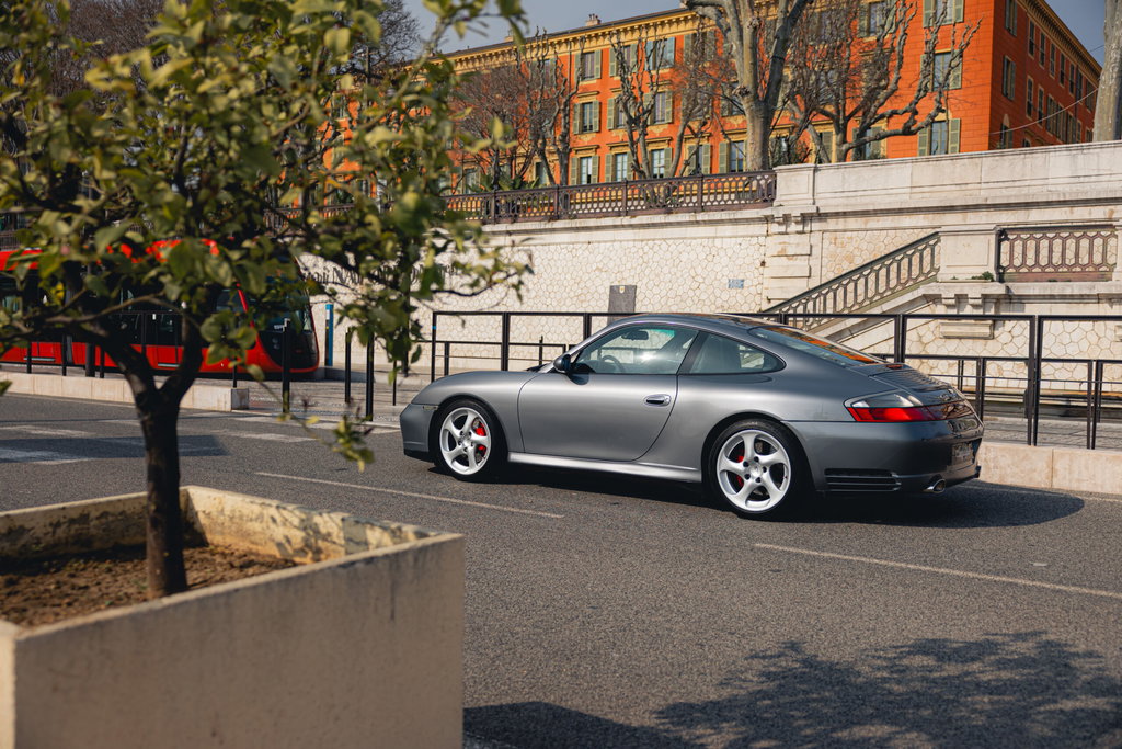 Porsche 996.2 Carrera 4S