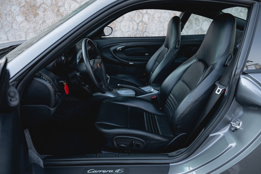Porsche 996.2 Carrera 4S