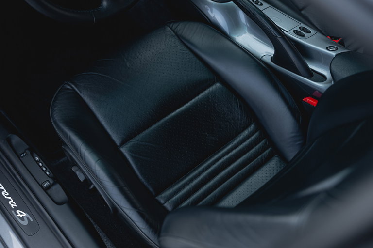 Porsche 996.2 Carrera 4S