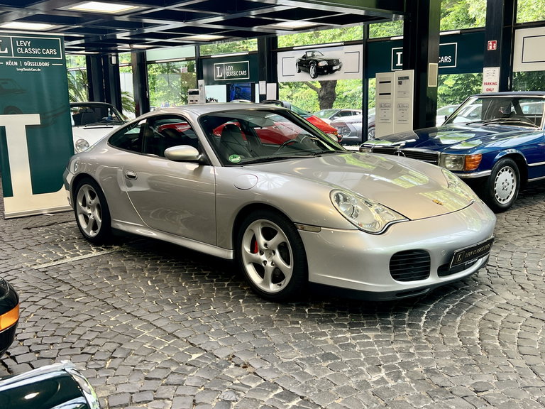 Porsche 996.2 Carrera 4S
