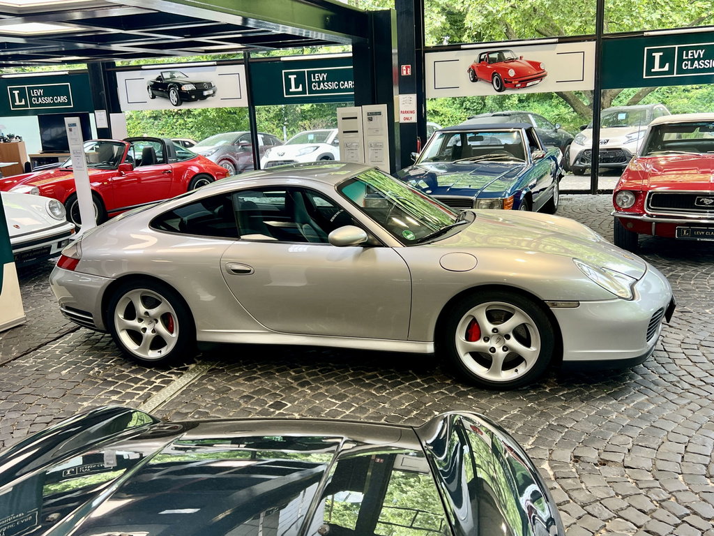 Porsche 996.2 Carrera 4S