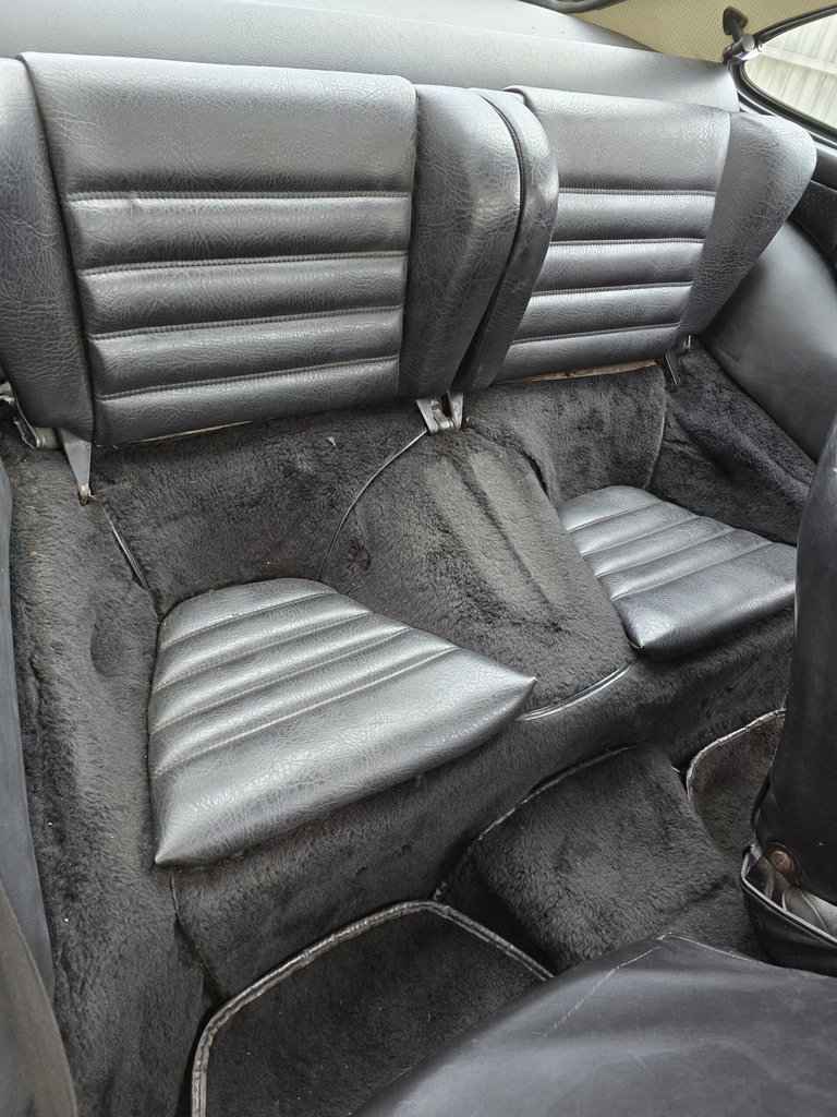 Porsche 911 Carrera (US)