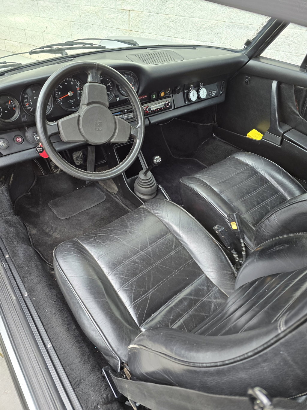 Porsche 911 Carrera (US)