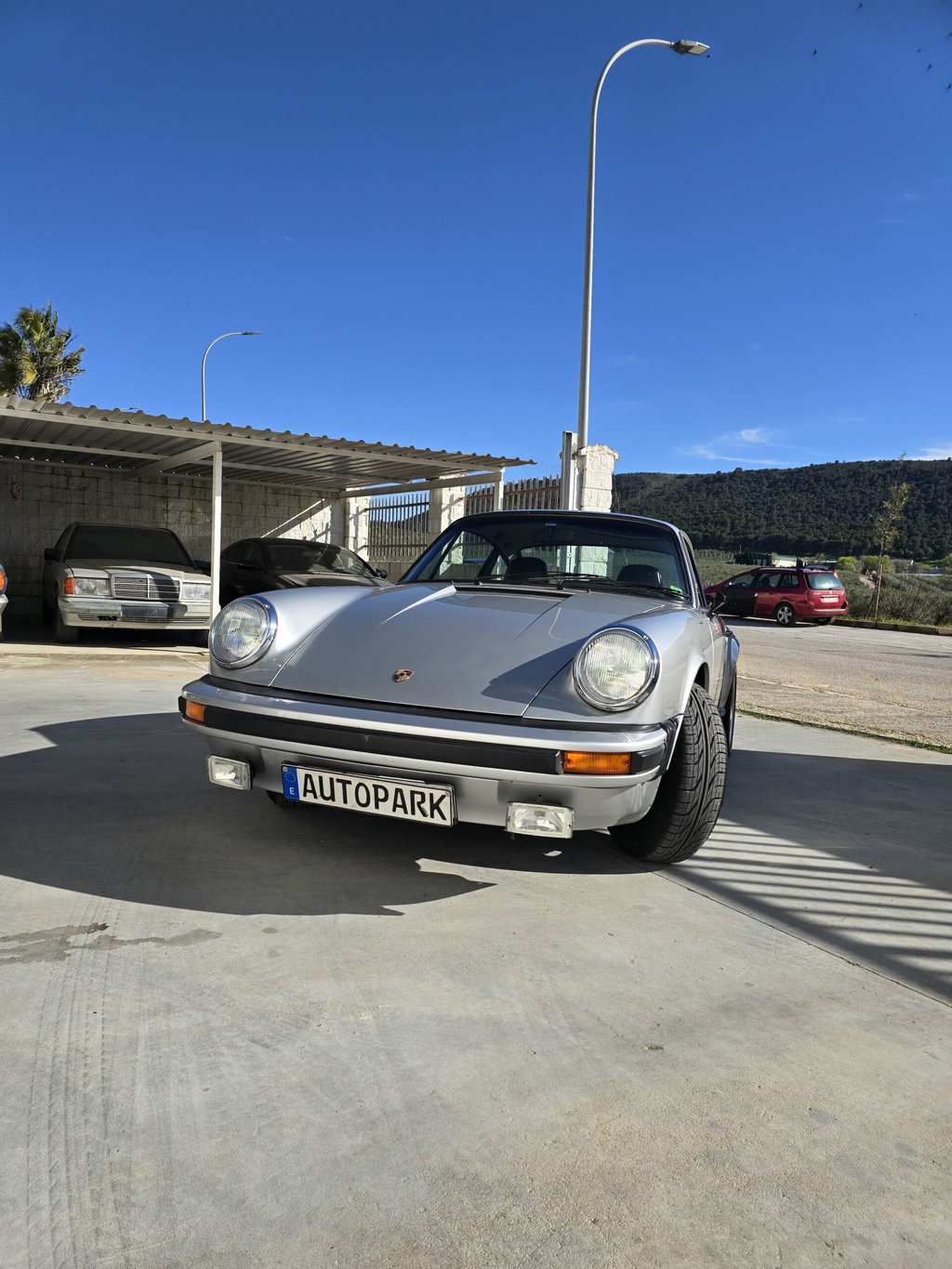 Porsche 911 Carrera (US)