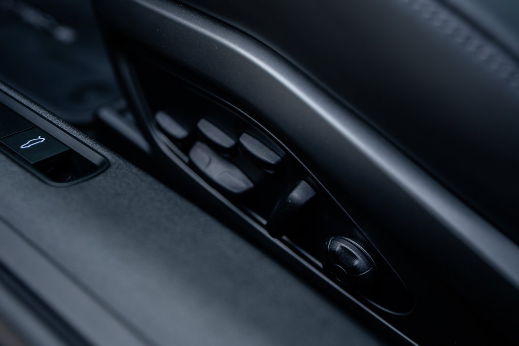 Porsche 992.2 Carrera T